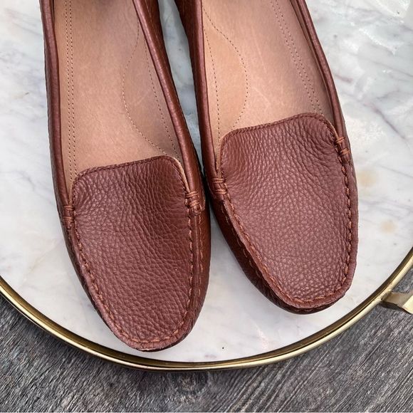 Sz 8.5M Ugg Brown Leather Loafers - Picture 4 of 9